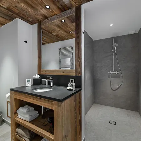 בקתה Chalet Tranquility Luxury In *